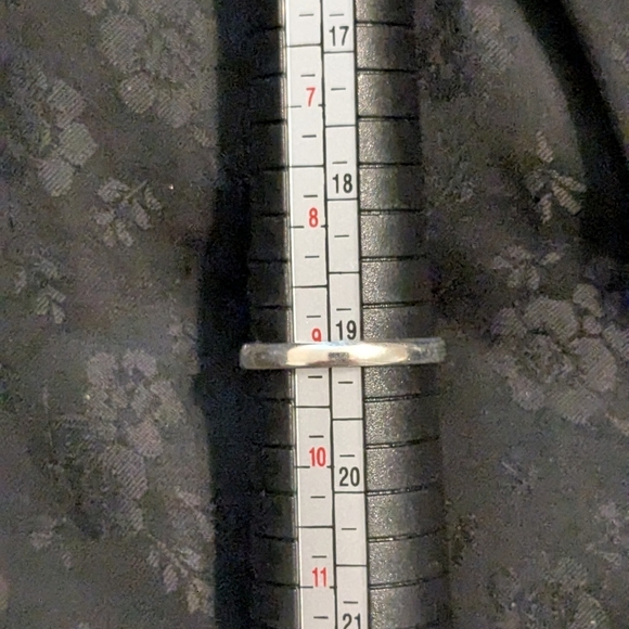 Elegant 925 Solid Sterling Silver Ring with Natural Aventurine Size 9 - Picture 5 of 5